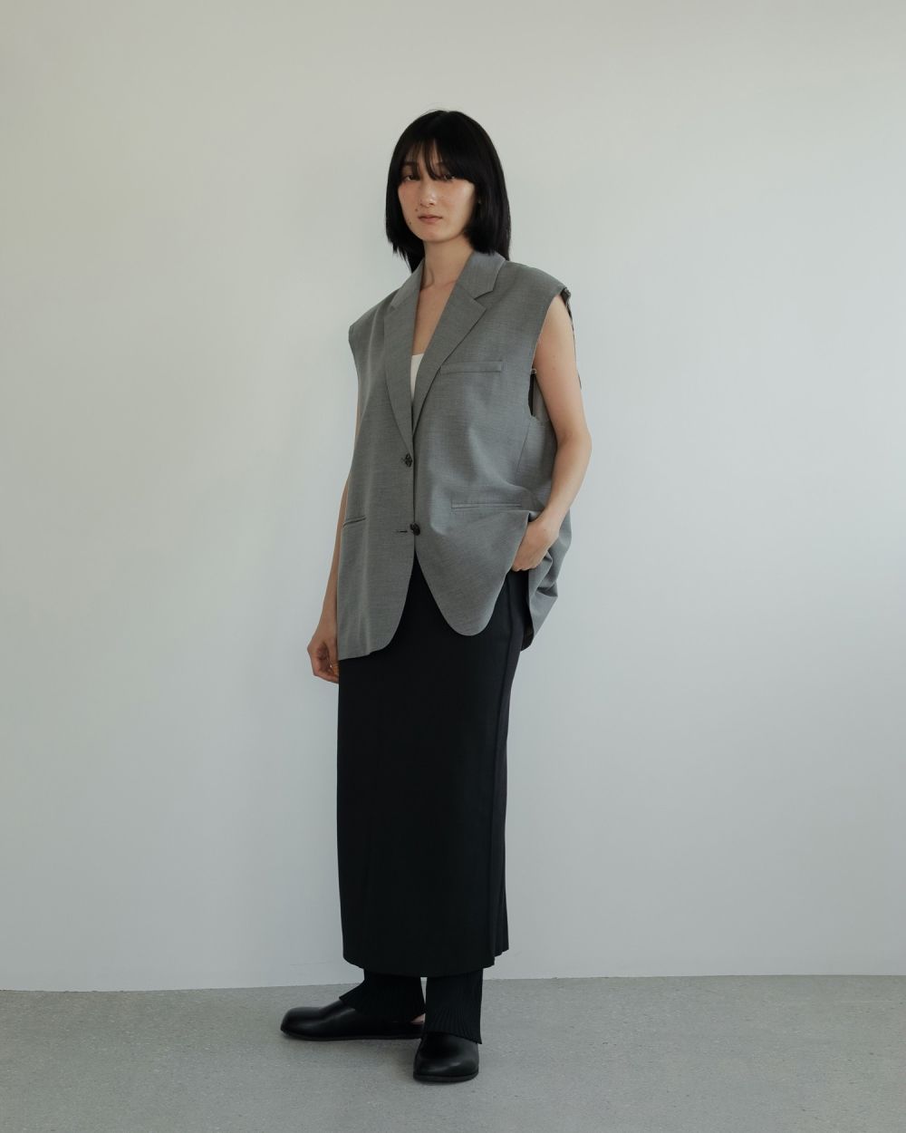 Cutoff Over Vest Cutoff Over Vest,カットオフオーバーベスト,62510103,ベスト,オーバーベスト,ヘザー素材,ノースリーブ,ànuke,トアンヌーク,lifes,ライフズ,25ss