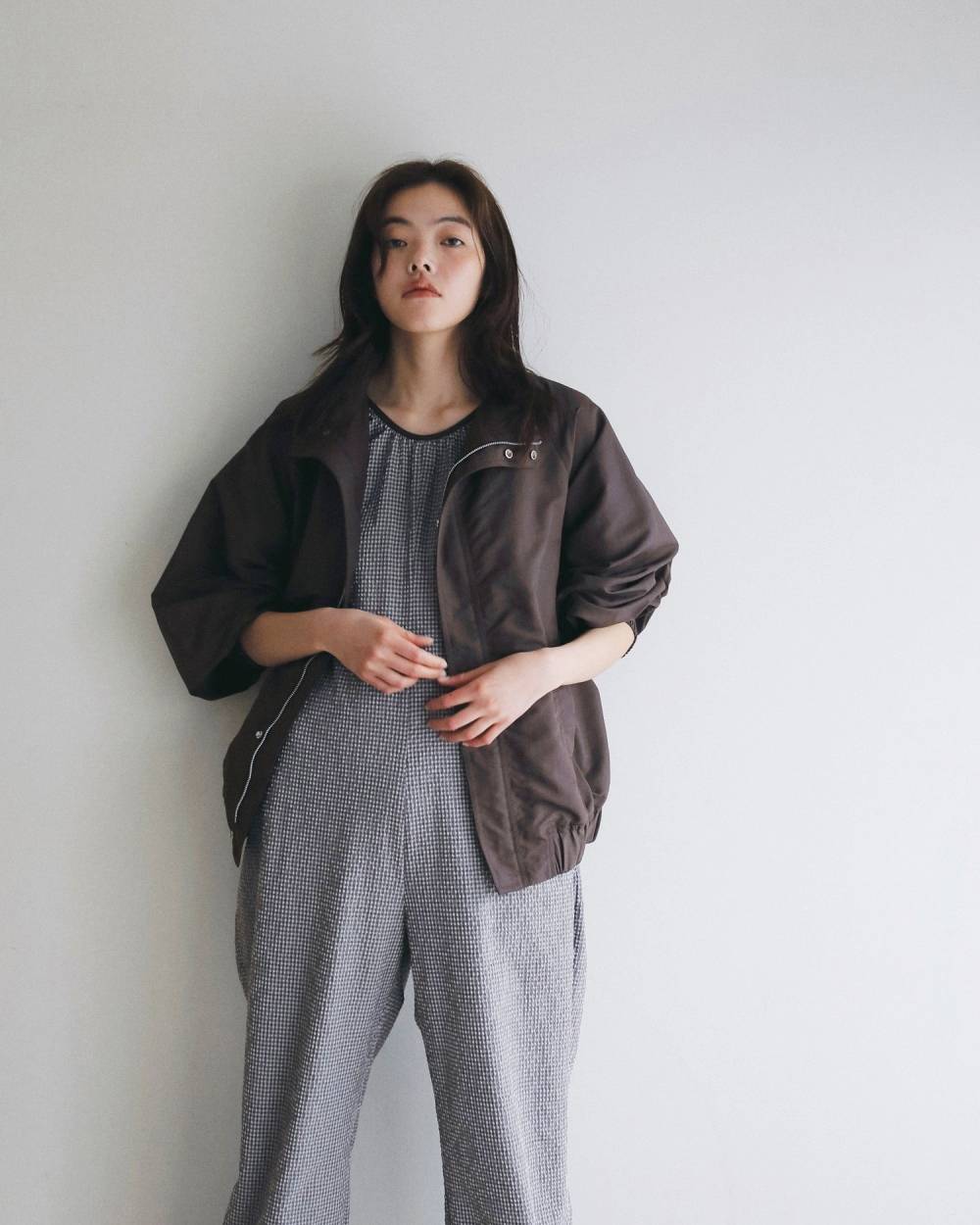 Standcollar Zip Blouson Standcollar Zip Blouson,スタンドカラージップブルゾン,62510201,アウター,羽織,スタンドカラーブルゾン,ブルゾン,ànuke,トアンヌーク,lifes,ライフズ,25ss