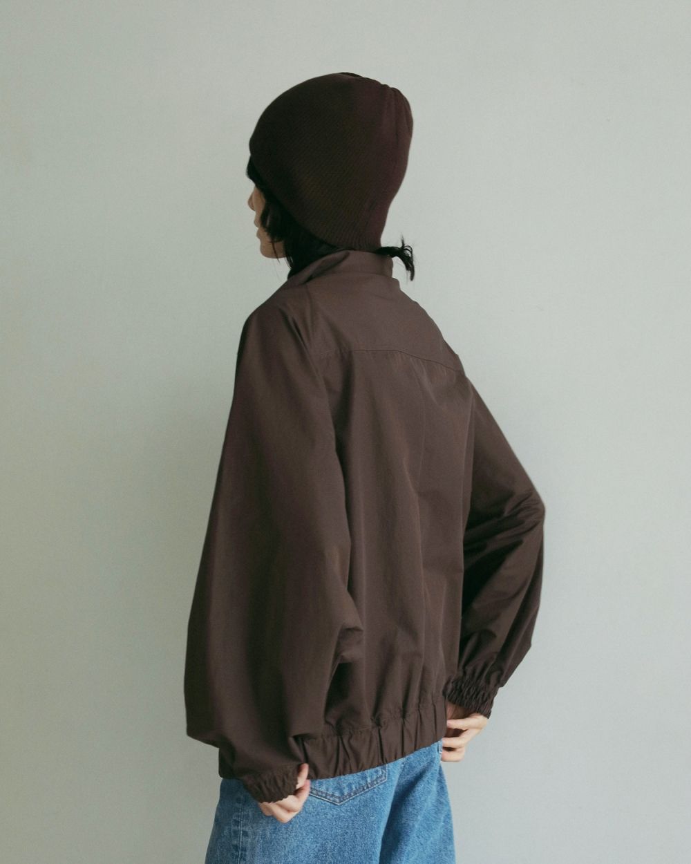 Standcollar Zip Blouson Standcollar Zip Blouson,スタンドカラージップブルゾン,62510201,アウター,羽織,スタンドカラーブルゾン,ブルゾン,ànuke,トアンヌーク,lifes,ライフズ,25ss