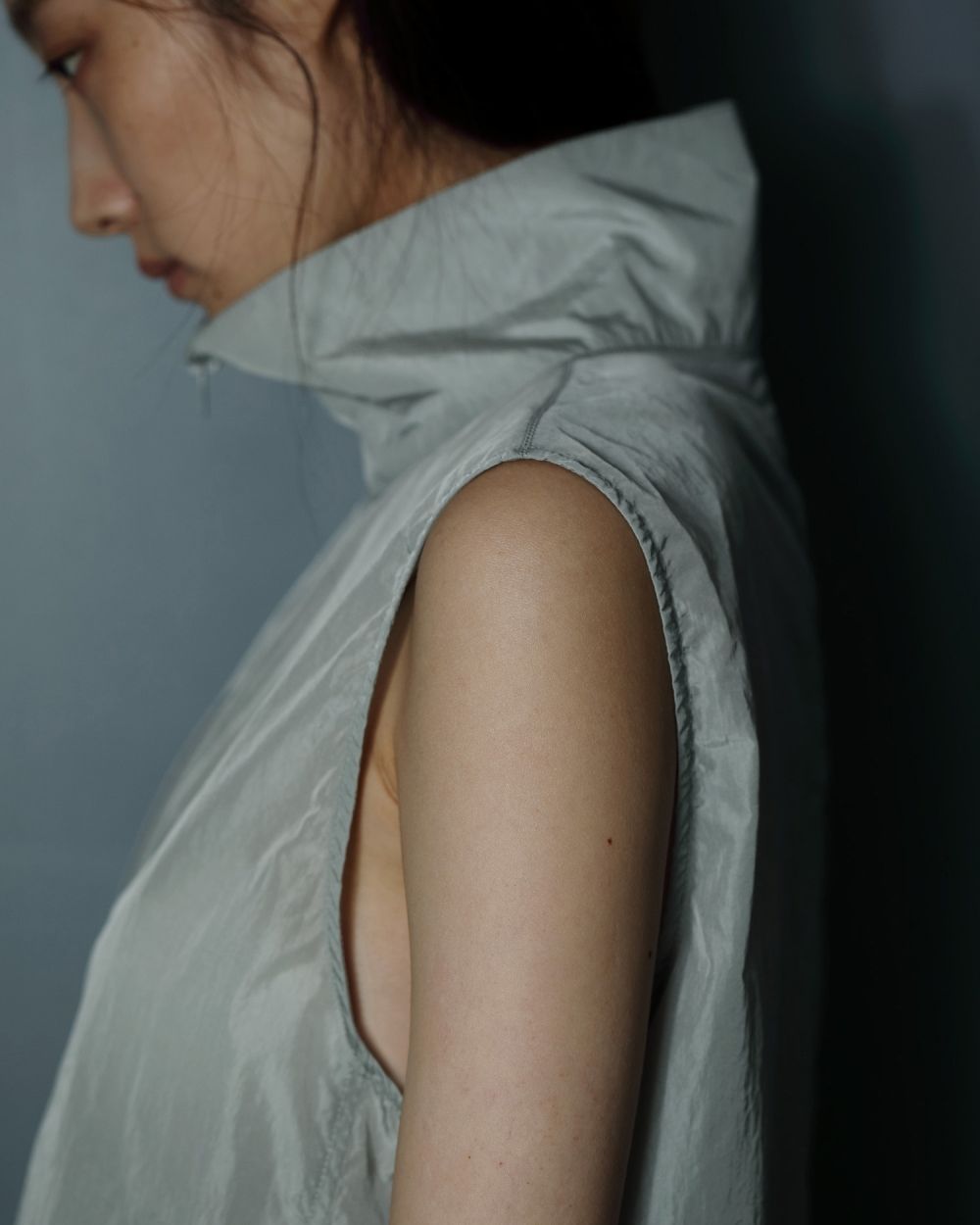 Nylon Sleeveless Blouson Nylon Sleeveless Blouson,ナイロンスリーブレスブルゾン,62510202,ブルゾン,ZIPベスト,シアー,ノースリーブ,ナイロン素材,ànuke,トアンヌーク,lifes,ライフズ,25ss