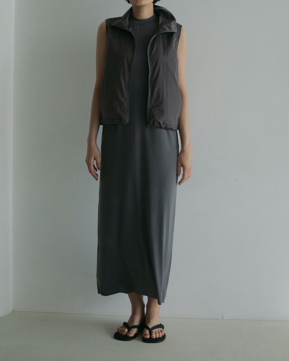 Nylon Sleeveless Blouson Nylon Sleeveless Blouson,ナイロンスリーブレスブルゾン,62510202,ブルゾン,ZIPベスト,シアー,ノースリーブ,ナイロン素材,ànuke,トアンヌーク,lifes,ライフズ,25ss