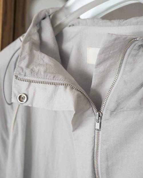 ànuke online store（アンヌーク） / Nylon Light BlousonNylon Light