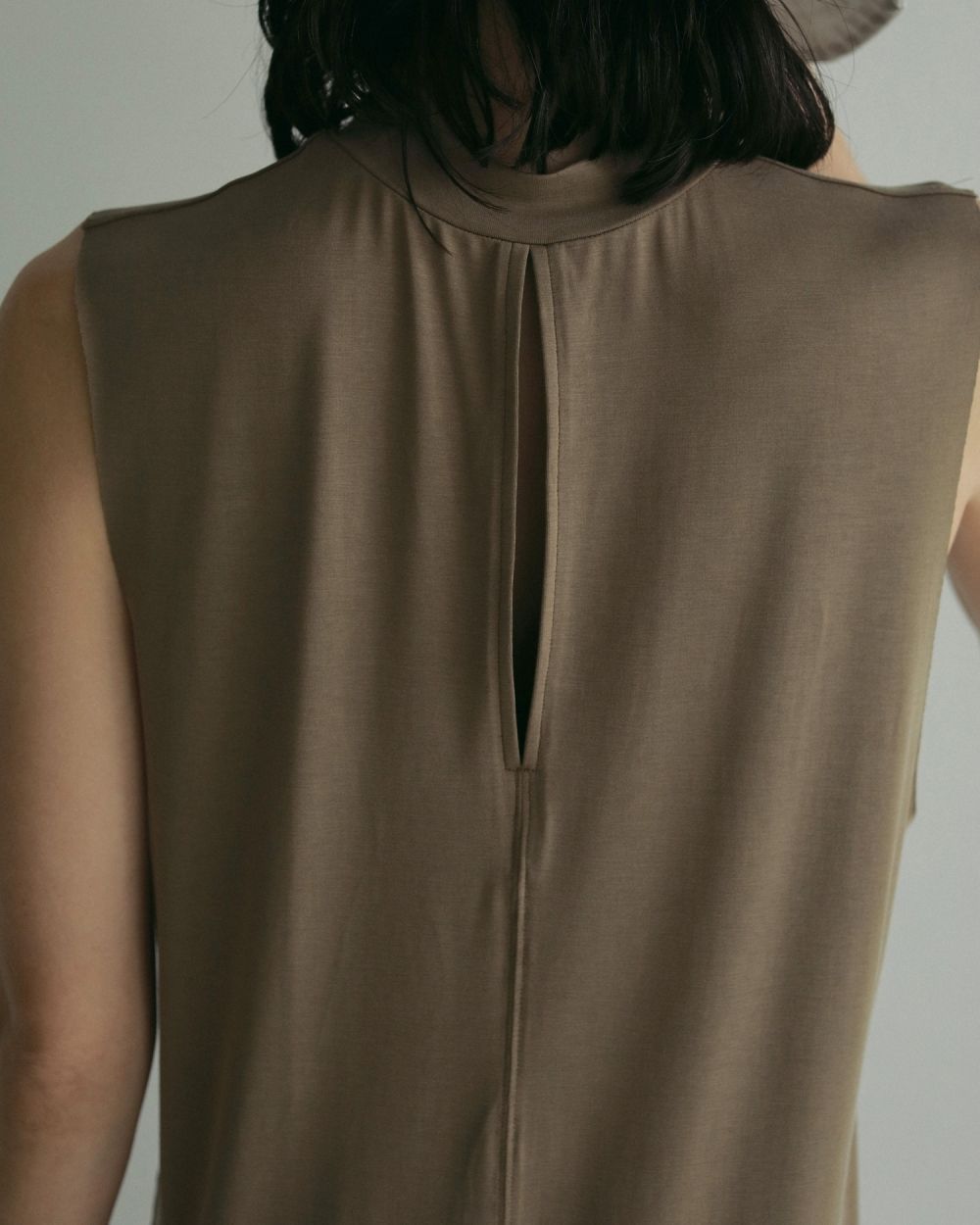 Sleeveless Cut Onepiece Sleeveless Cut Onepiece,スリーブレスカットワンピース,62510315,ワンピース,ワンピ,ドレス,ノースリーブ,マットな質感,カットソーワンピース,ànuke,アンヌーク,lifes,ライフズ,25ss