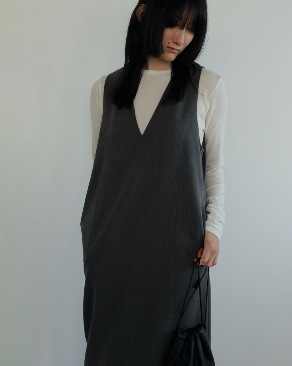 Cutoff Vneck Onepiece Cutoff Vneck Onepiece,カットオフブイネックワンピース,62510324,ワンピース,OP,きれいめ,ànuke,トアンヌーク,lifes,ライフズ,25ss