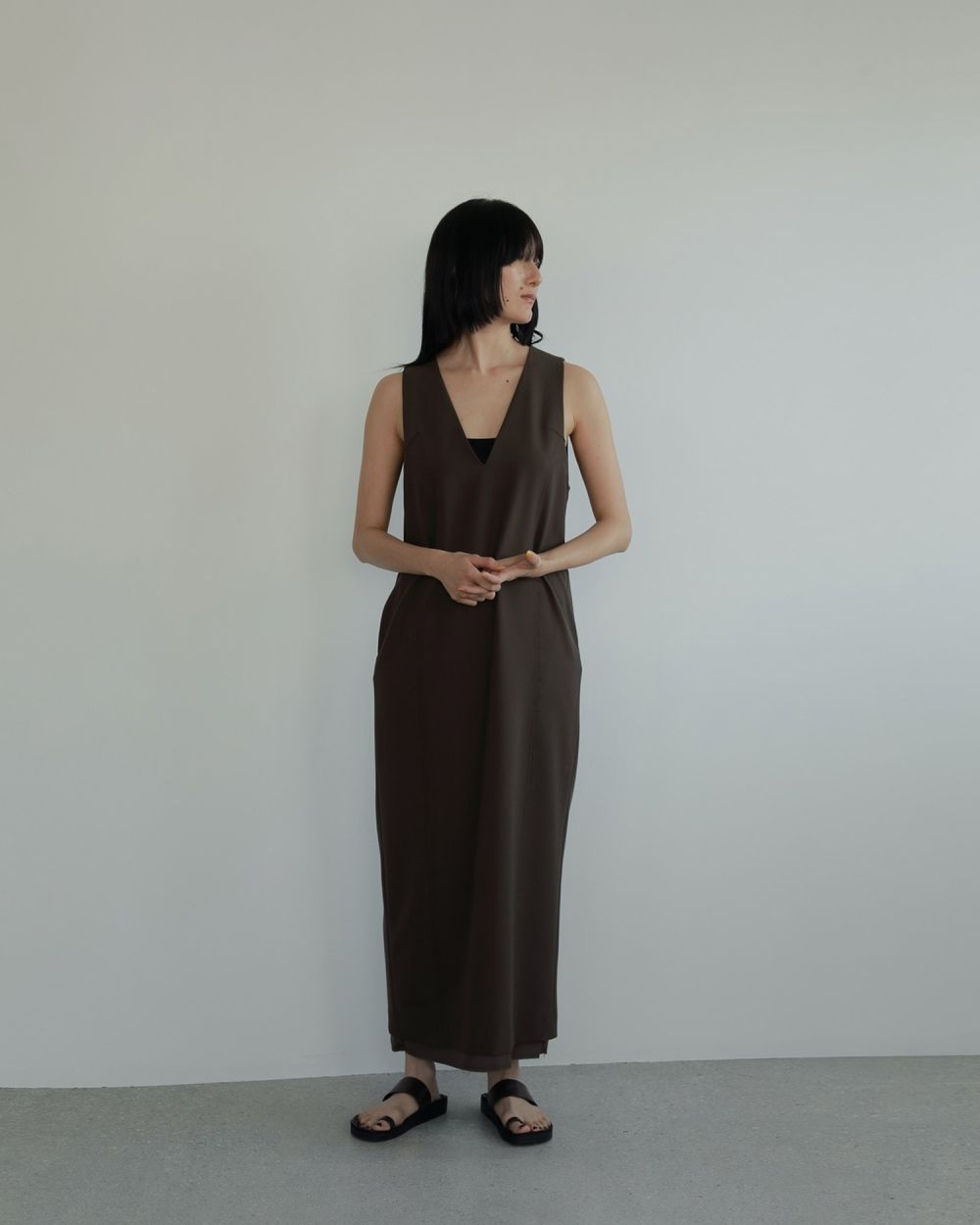 Cutoff Vneck Onepiece Cutoff Vneck Onepiece,カットオフブイネックワンピース,62510324,ワンピース,OP,きれいめ,ànuke,トアンヌーク,lifes,ライフズ,25ss