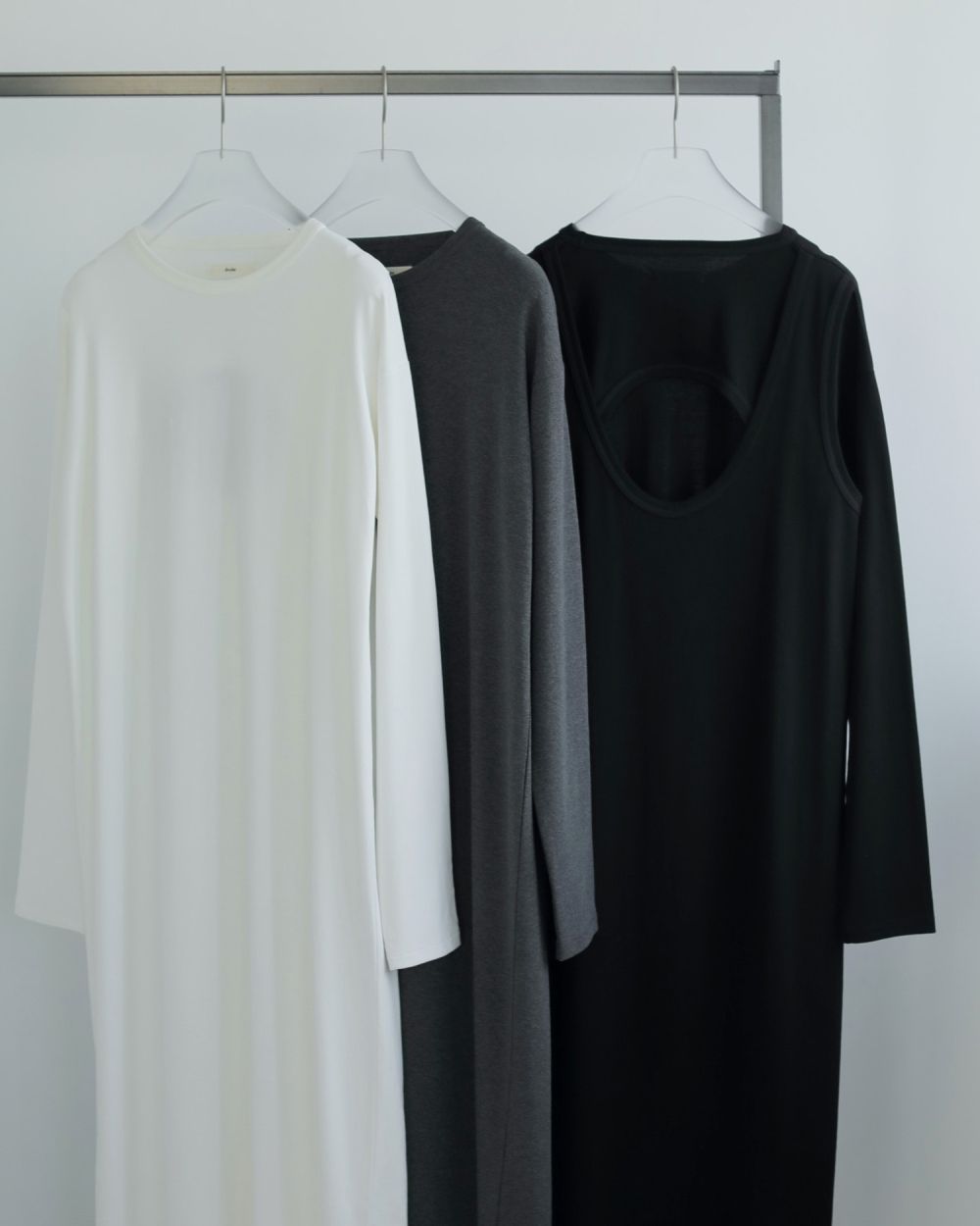 Back Layered Onepiece Back Layered Onepiece,バックレイヤードワンピース,62510328,ワンピース,ワンピ,OP,カットソー素材,長袖,ànuke,アンヌーク,lifes,ライフズ,25ss