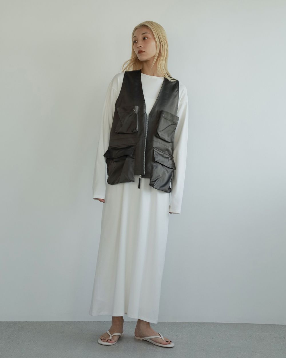 Back Layered Onepiece Back Layered Onepiece,バックレイヤードワンピース,62510328,ワンピース,ワンピ,OP,カットソー素材,長袖,ànuke,アンヌーク,lifes,ライフズ,25ss