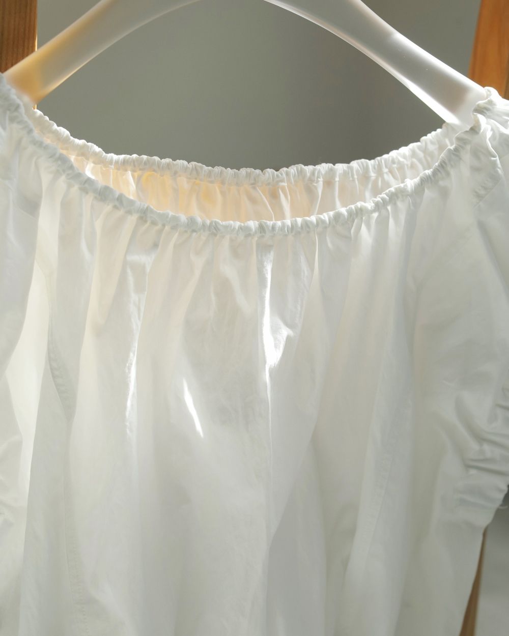 Gather Offshoulder Tops Gather Offshoulder Tops,ギャザーオフショルダートップス,62510404,トップス,オフショル,オフショルダー,ショートブラウス,2WAY,ànuke,アンヌーク,lifes,ライフズ,25ss