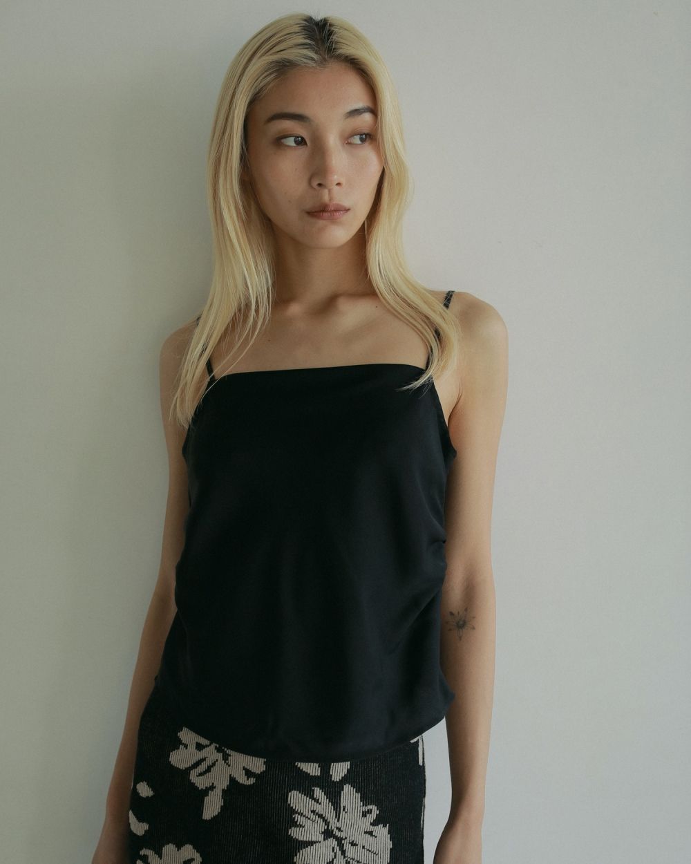 Satin Gather Camisole Satin Gather Camisole,サテンギャザーキャミソール,62510426,トップス,キャミ,キャミソール,サテン素材,ànuke,アンヌーク,lifes,ライフズ,25ss