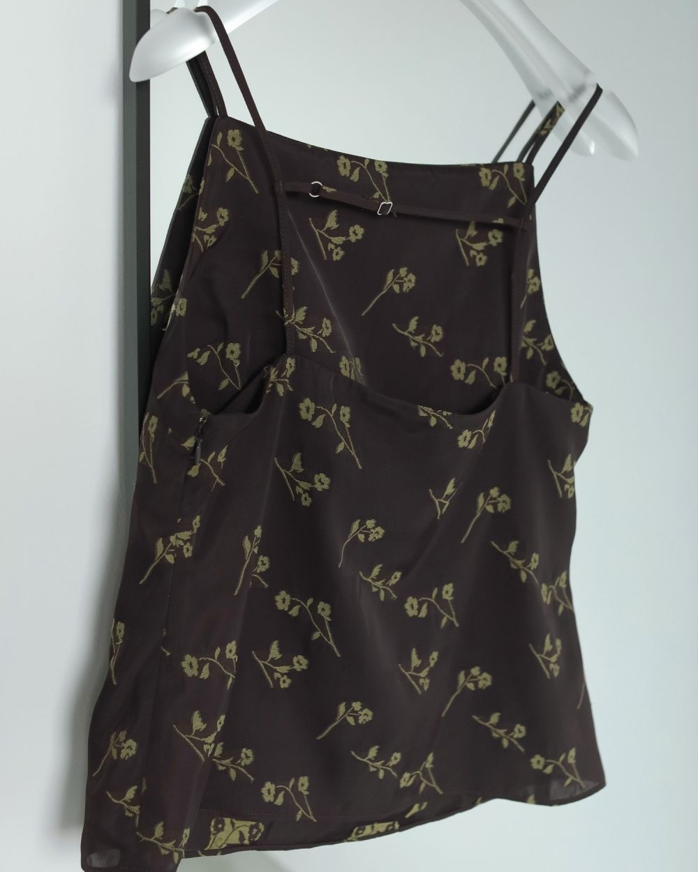 Flower Jacquard Tops Flower Jacquard Tops,フラワージャガードトップス,62510430,花柄,アクセ,キャミソールトップス,ànuke,アンヌーク,lifes,ライフズ,25ss