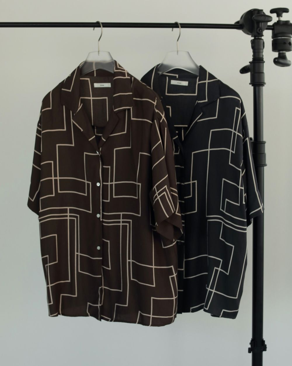 Geometric Opencollar Shirts Geometric Opencollar Shirts,ジオメトリックオープンカラーシャツ,62510432,トップス,シャツ,オープンカラーシャツ,インド製,開襟シャツ,ànuke,アンヌーク,lifes,ライフズ,25ss
