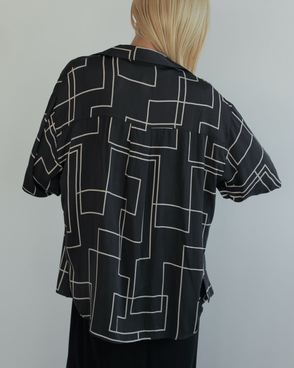 Geometric Opencollar Shirts Geometric Opencollar Shirts,ジオメトリックオープンカラーシャツ,62510432,トップス,シャツ,オープンカラーシャツ,インド製,開襟シャツ,ànuke,アンヌーク,lifes,ライフズ,25ss
