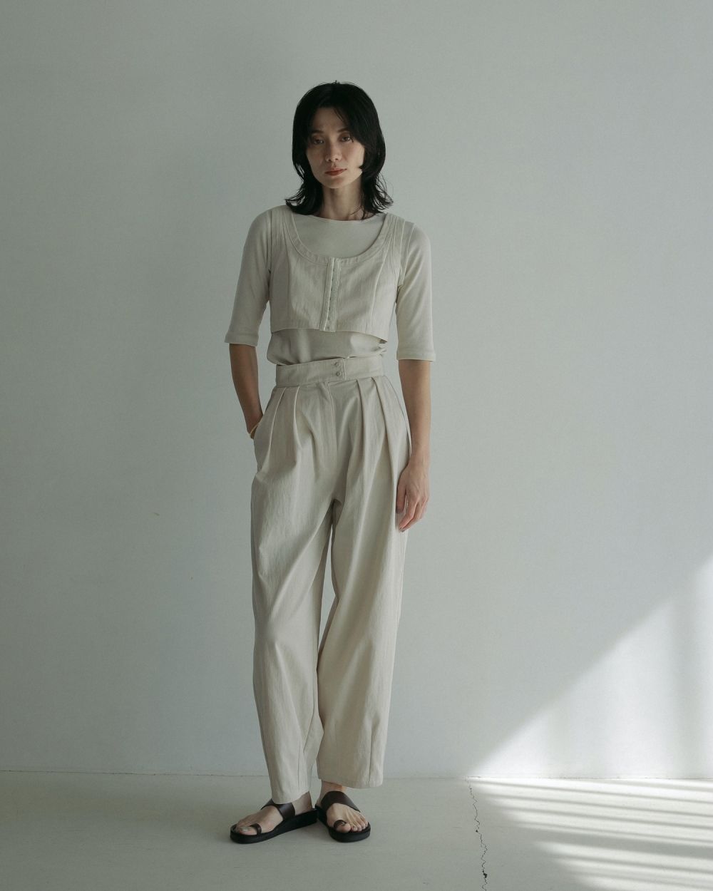 Twill Cocoon Pants Twill Cocoon Pants,ツイルコクーンパンツ,62510709,パンツ,ボトム,ツイル素材,コクーンパンツ,ànuke,トアンヌーク,lifes,ライフズ,25ss