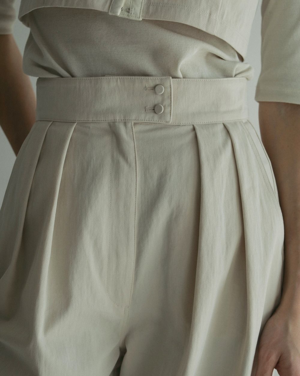 Twill Cocoon Pants Twill Cocoon Pants,ツイルコクーンパンツ,62510709,パンツ,ボトム,ツイル素材,コクーンパンツ,ànuke,トアンヌーク,lifes,ライフズ,25ss