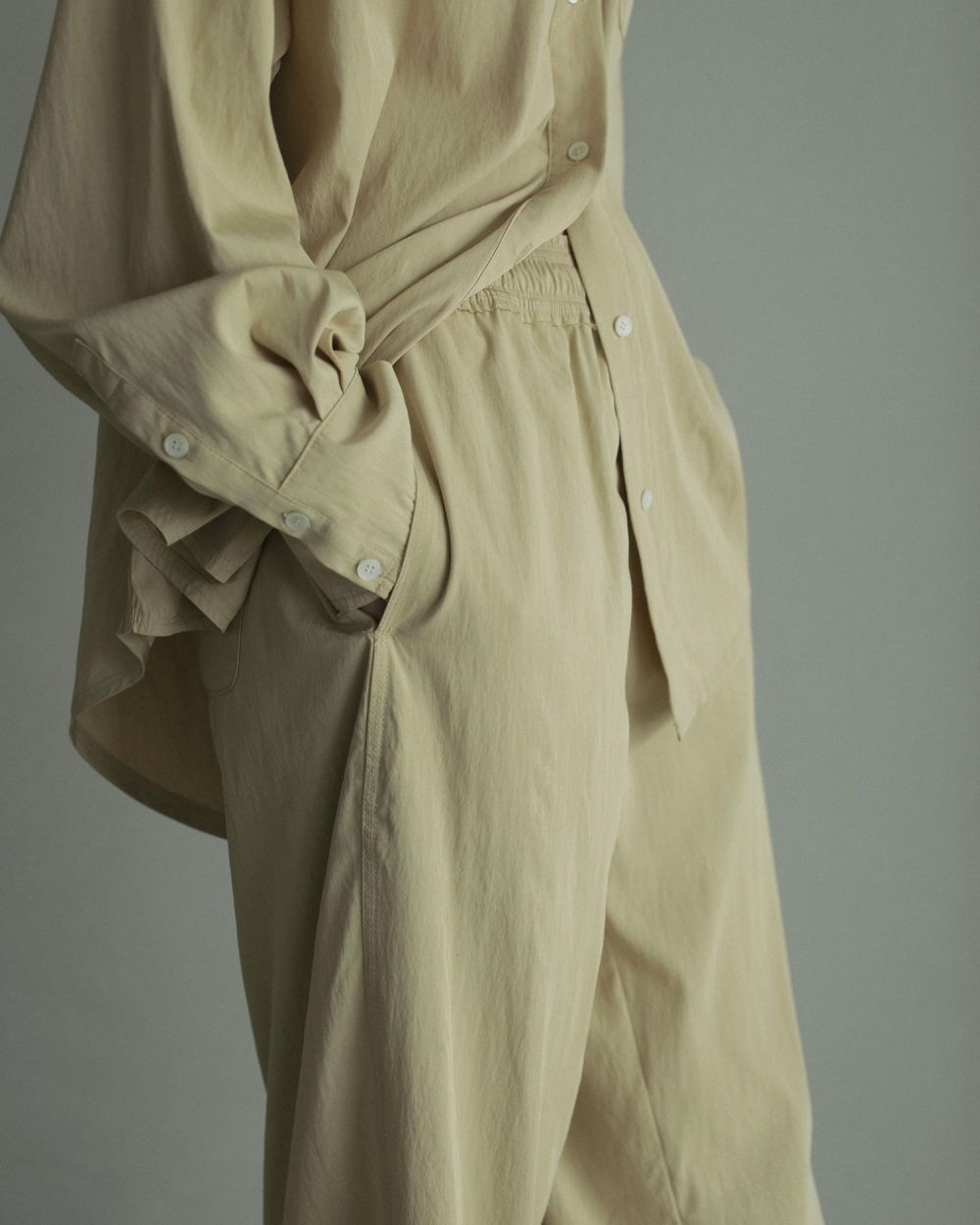 Chambray Rough Pants Chambray Rough Pants,シャンブレーラフパンツ,62510710,パンツ,ボトムス,ウエストゴム,ànuke,トアンヌーク,lifes,ライフズ,25ss