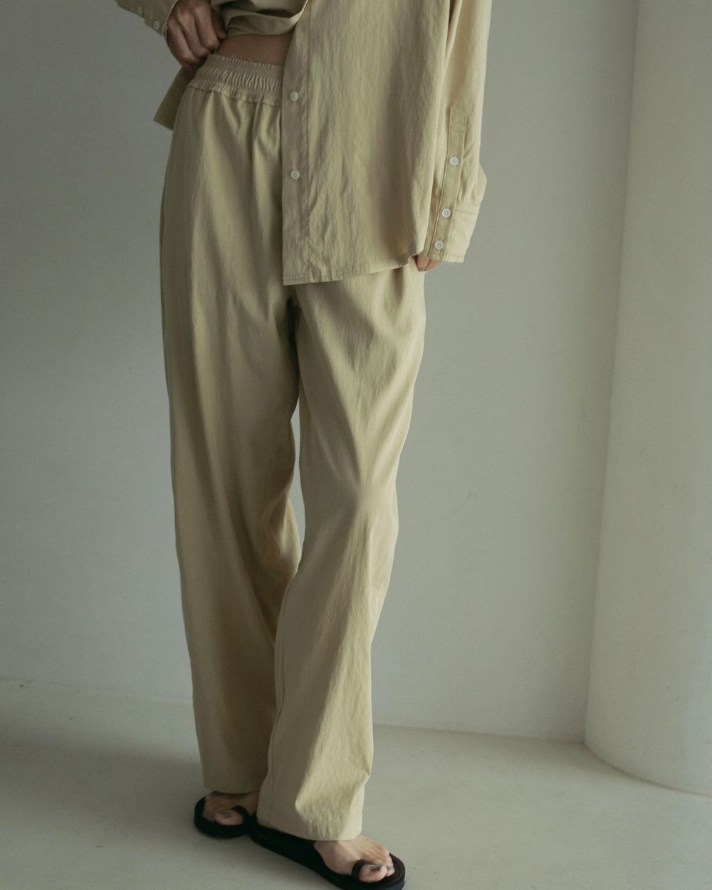 Chambray Rough Pants Chambray Rough Pants,シャンブレーラフパンツ,62510710,パンツ,ボトムス,ウエストゴム,ànuke,トアンヌーク,lifes,ライフズ,25ss