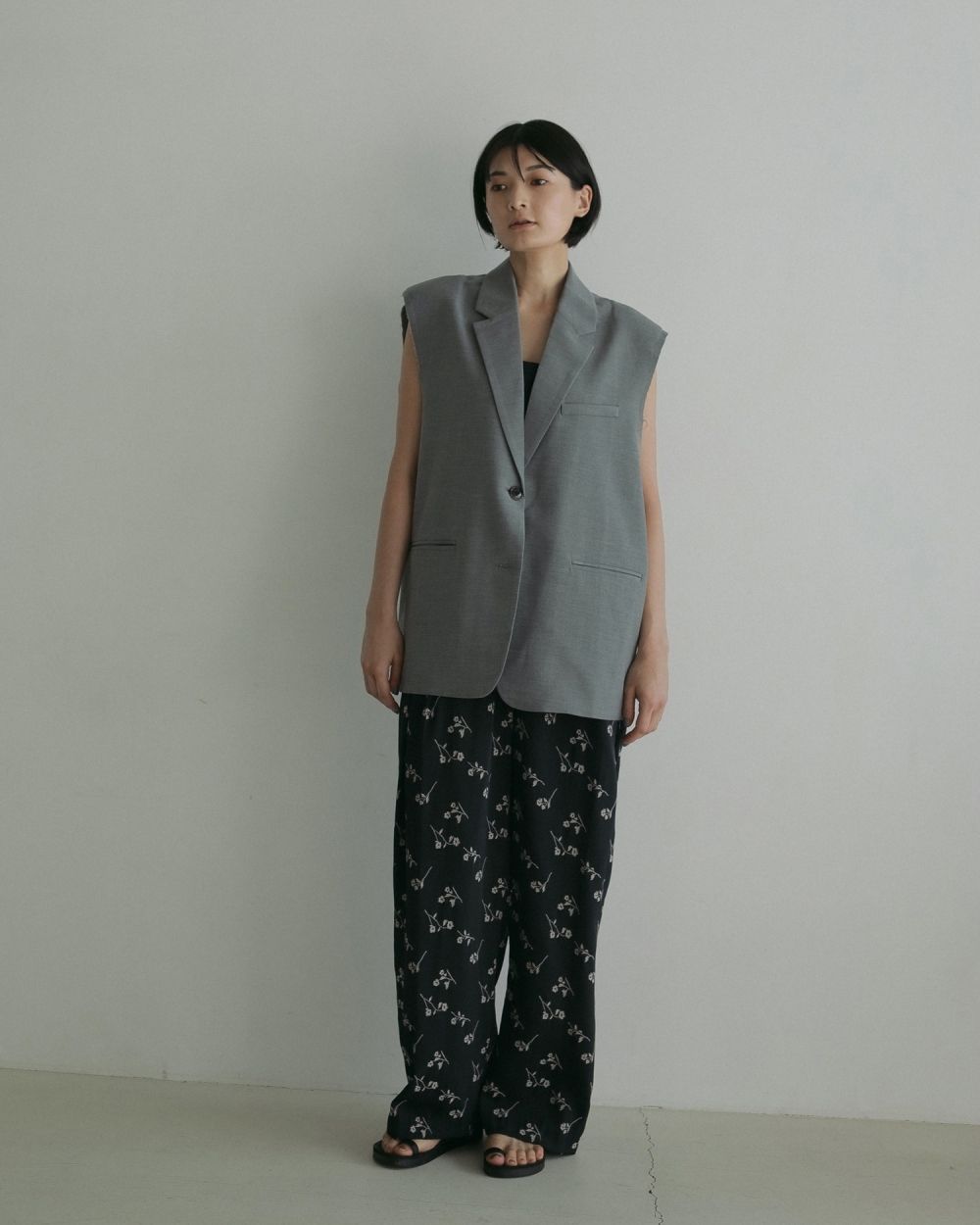 Flower Jacquard Pants Flower Jacquard Pants,フラワージャガードパンツ,62510717,ボトムス,ワイドパンツ,花柄素材,国内素材,ànuke,アンヌーク,lifes,ライフズ,25ss