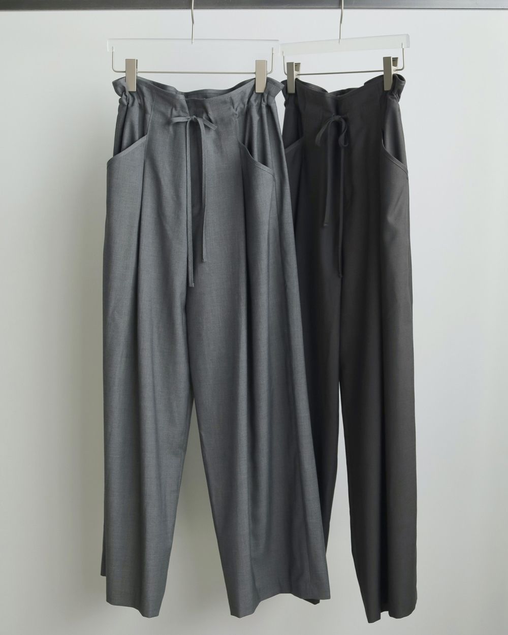 Drawstring Waterrepellent Pants Drawstring Waterrepellent Pants,ドロストリングウォーターリペラントパンツ,62510718,ボトム,パンツ,撥水加工,ànuke,アンヌーク,lifes,ライフズ,25ss