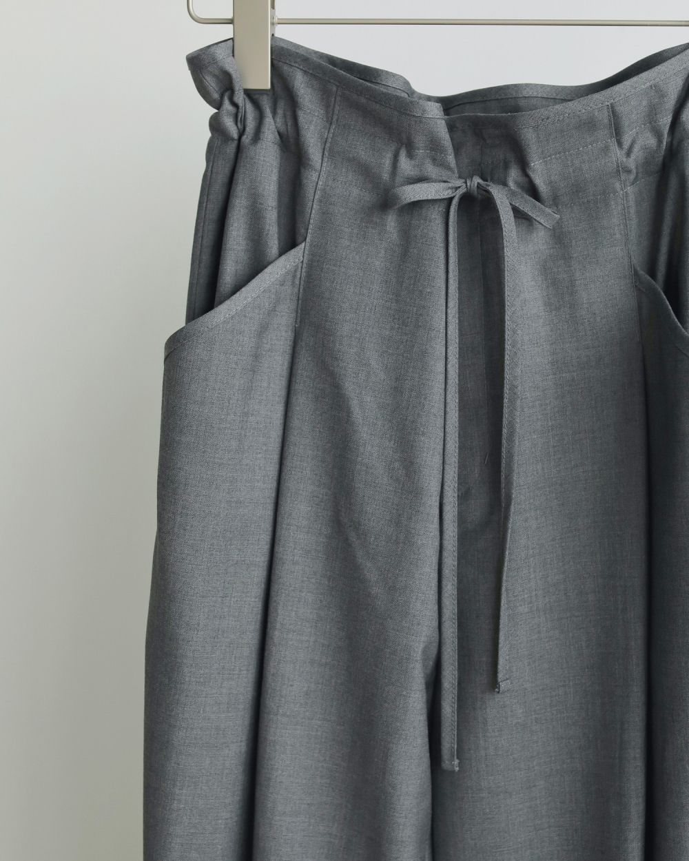 Drawstring Waterrepellent Pants Drawstring Waterrepellent Pants,ドロストリングウォーターリペラントパンツ,62510718,ボトム,パンツ,撥水加工,ànuke,アンヌーク,lifes,ライフズ,25ss