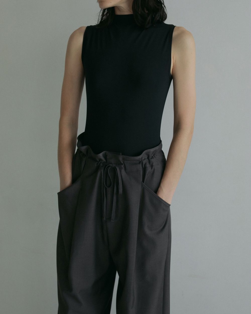 Drawstring Waterrepellent Pants Drawstring Waterrepellent Pants,ドロストリングウォーターリペラントパンツ,62510718,ボトム,パンツ,撥水加工,ànuke,アンヌーク,lifes,ライフズ,25ss