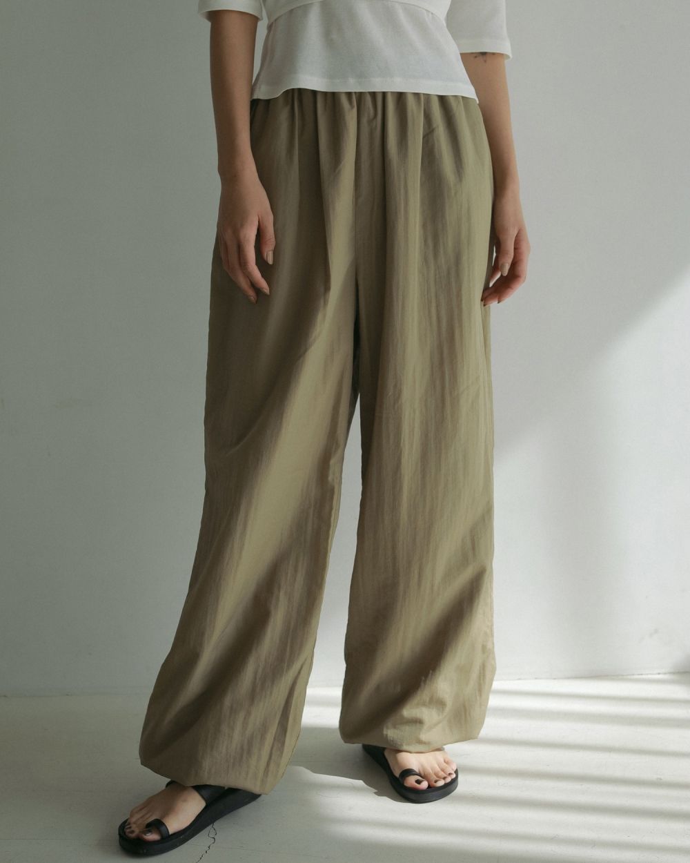 Nylon Volume Pants Nylon Volume Pants,ナイロンボリュームパンツ,62510719,パンツ,ボトムス,ànuke,トアンヌーク,lifes,ライフズ,25ss
