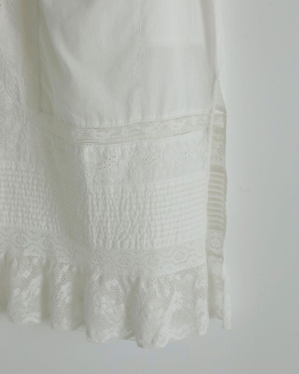 Tuck Lace Skirt Tuck Lace Skirt,タックレーススカート,62510803,ボトムス,コットンスカート,ànuke,トアンヌーク,lifes,ライフズ,25ss