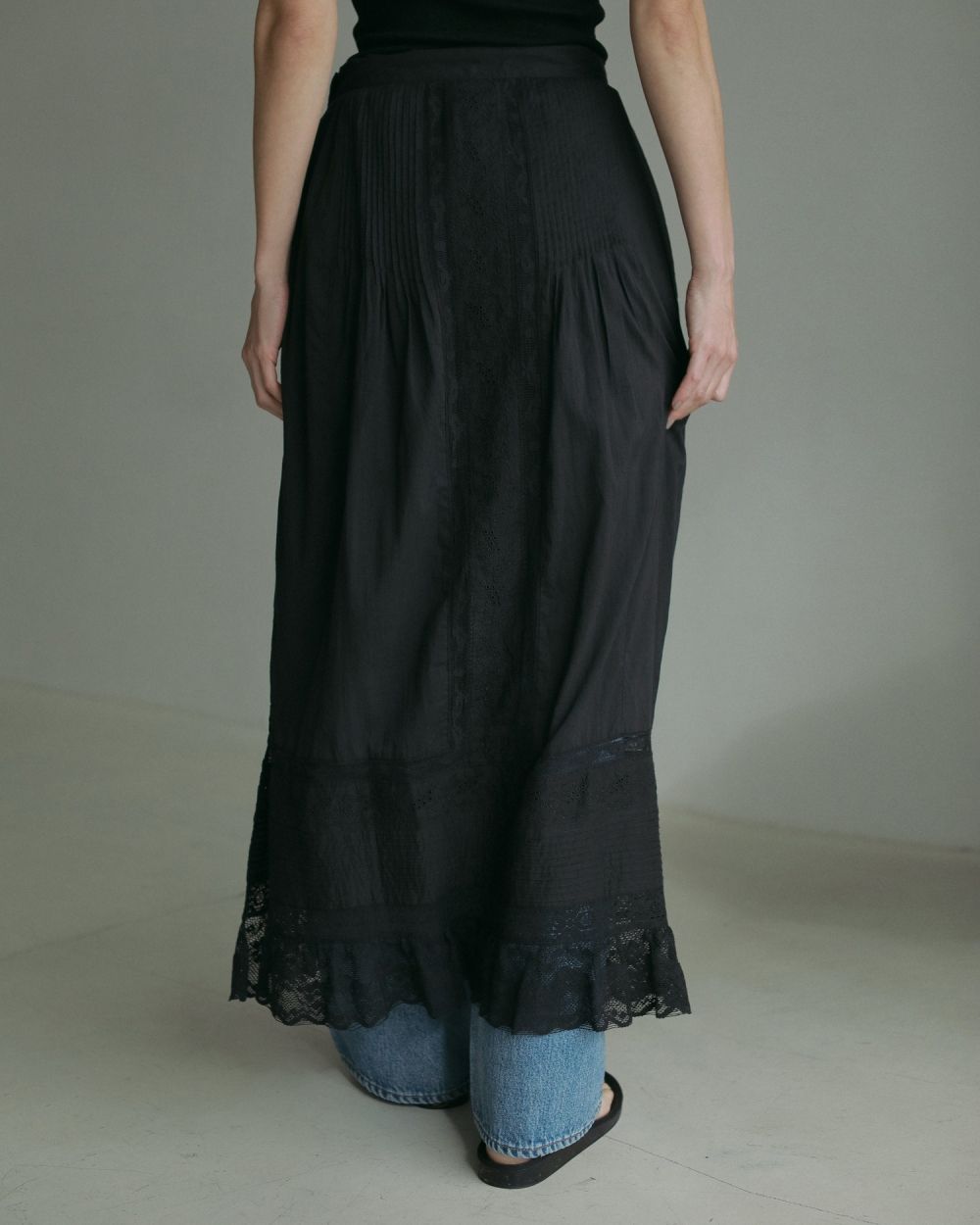 Tuck Lace Skirt Tuck Lace Skirt,タックレーススカート,62510803,ボトムス,コットンスカート,ànuke,トアンヌーク,lifes,ライフズ,25ss