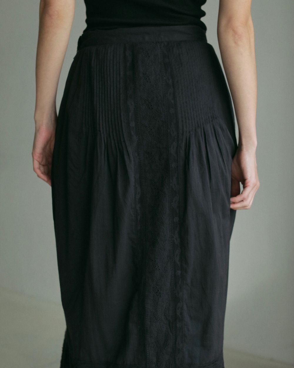 Tuck Lace Skirt Tuck Lace Skirt,タックレーススカート,62510803,ボトムス,コットンスカート,ànuke,トアンヌーク,lifes,ライフズ,25ss