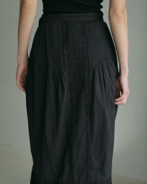 レース F Skirt Lace Tuck anuke ロングスカート Skirt Lace SkirtTuck Lace Tuck / store（アンヌーク） online ànuke スカート