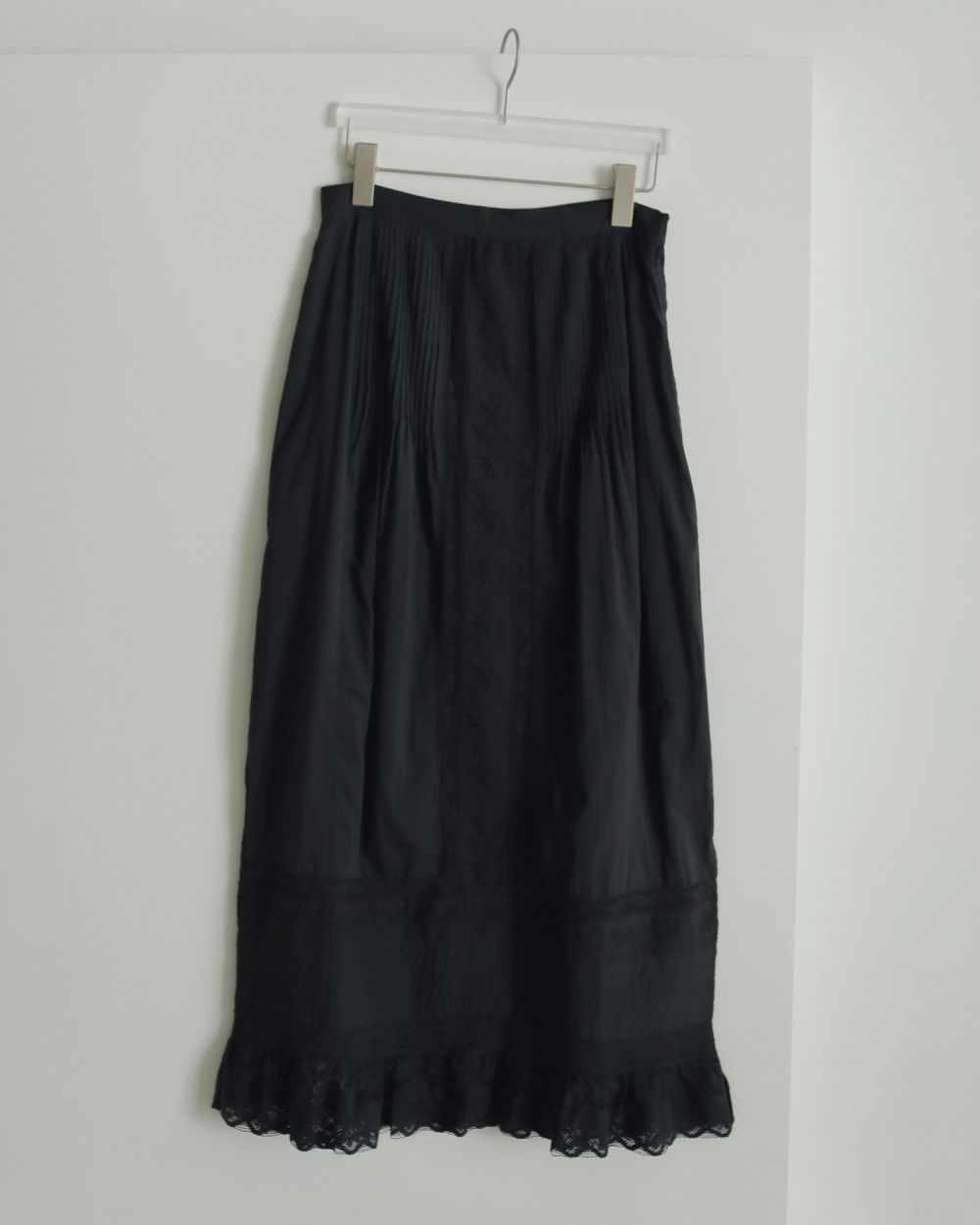 Tuck Lace Skirt Tuck Lace Skirt,タックレーススカート,62510803,ボトムス,コットンスカート,ànuke,トアンヌーク,lifes,ライフズ,25ss