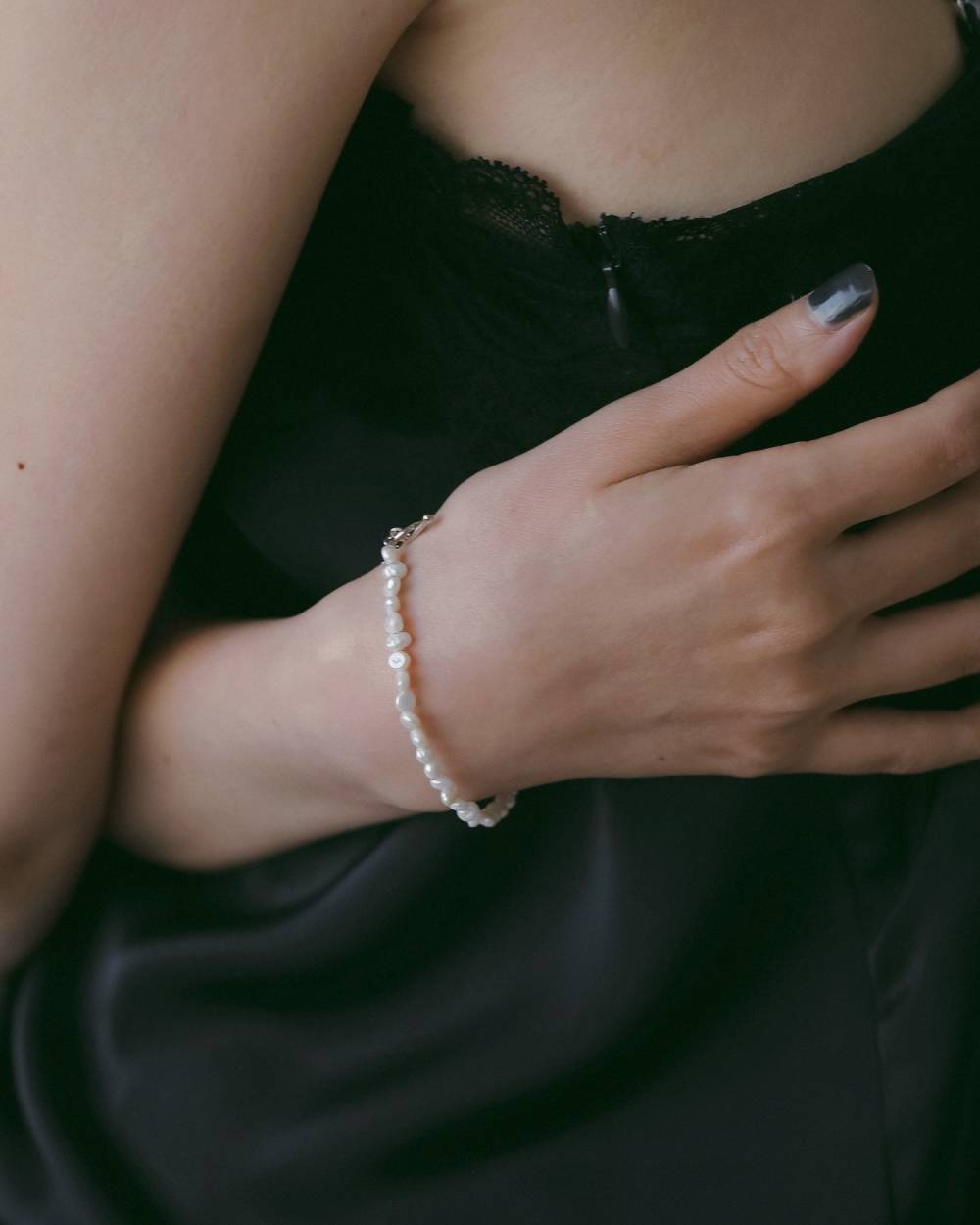 Mini Pearl Bracelet Mini Pearl Bracelet,ミニパールブレスレット,62510911,アクセサリー,アクセ,ブレスレット,ànuke,アンヌーク,lifes,ライフズ,26ss