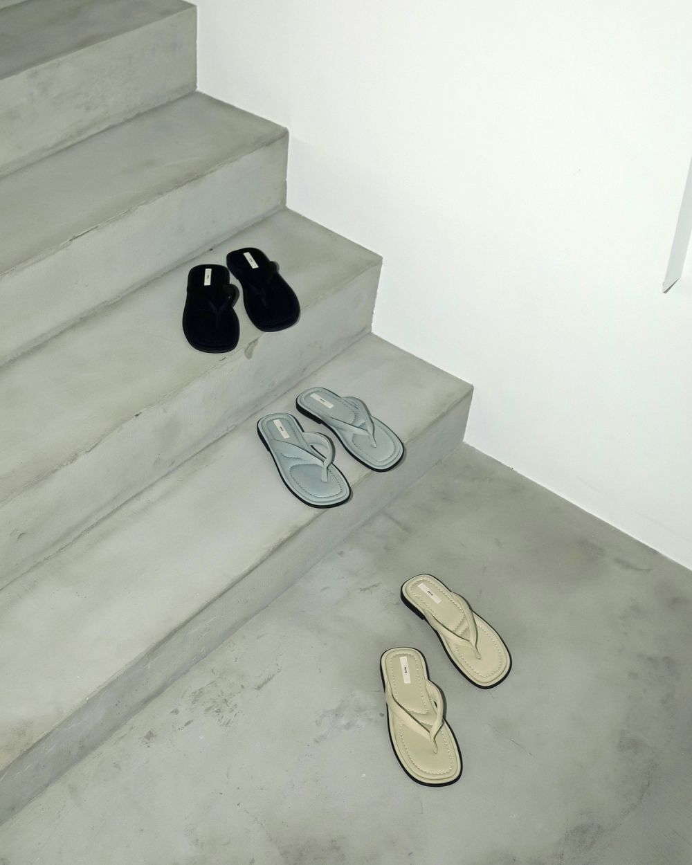 Square Tong Sandals Square Tong Sandals,スクエアトングサンダル,62511002,サンダル,シューズ,トングサンダル,マット,スポーティー,カジュアル,ànuke,トアンヌーク,lifes,ライフズ,25ss