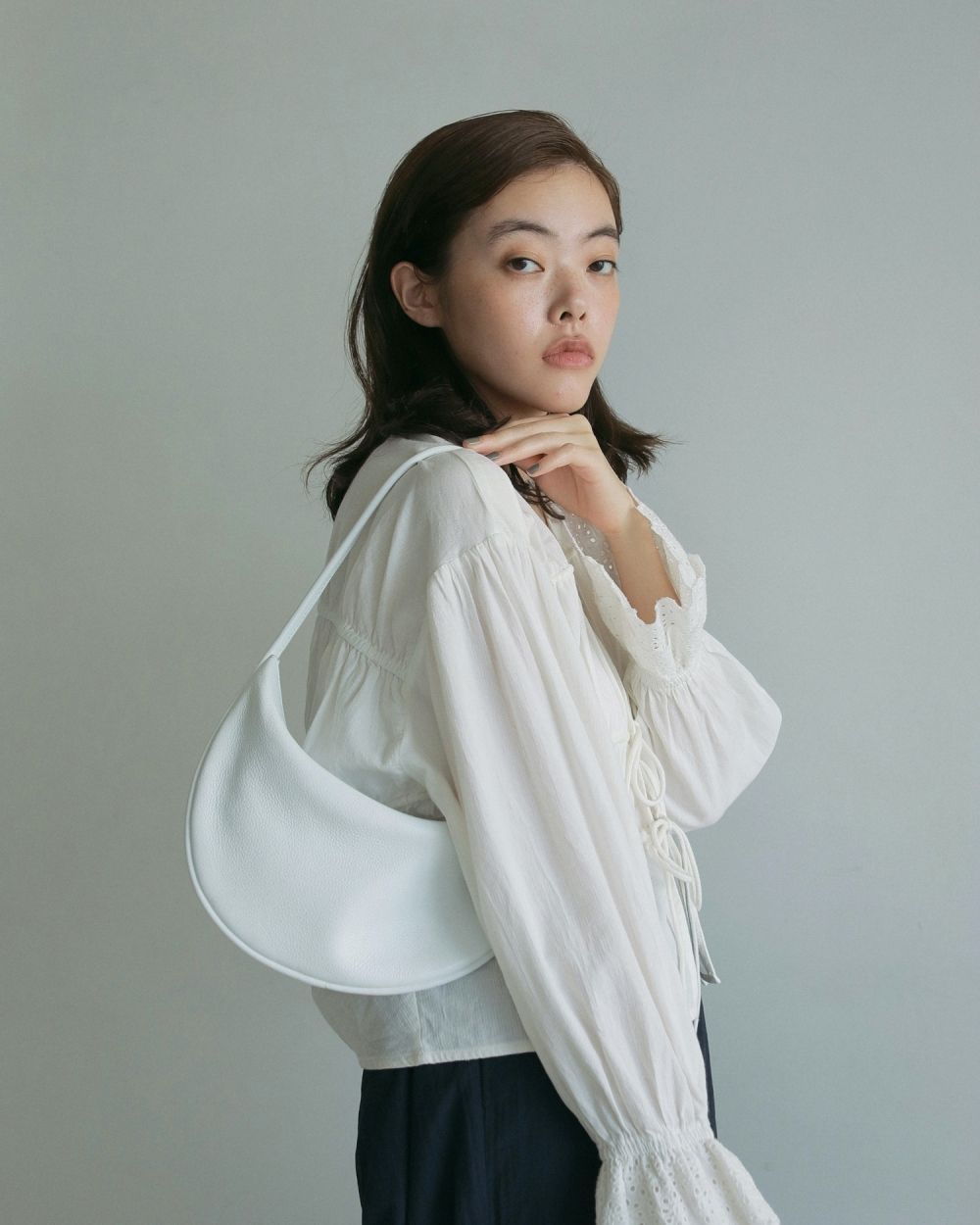 Leather Round Bag Leather Round Bag,レザーラウンドバッグ,62511014,バッグ,レザーバッグ,グッズ,小物,ànuke,トアンヌーク,lifes,ライフズ,25ss