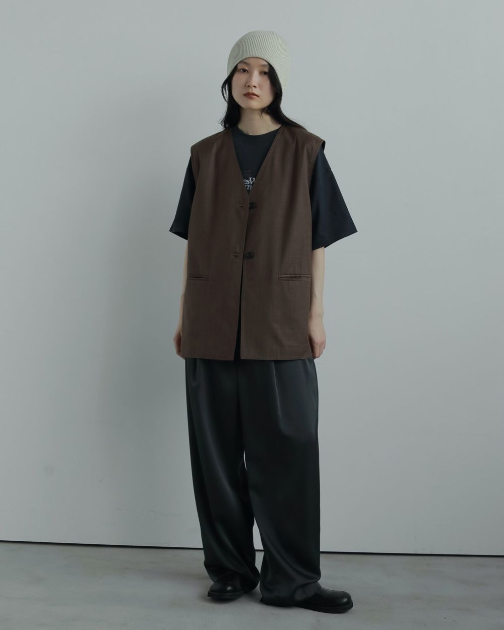 Vneck Stitch Vest Vneck Stitch Vest,ブイネックステッチベスト,62520112,ベスト,Vネックベスト,アウター,JK,ジャケット,ànuke,アンヌーク,lifes,ライフズ,25aw