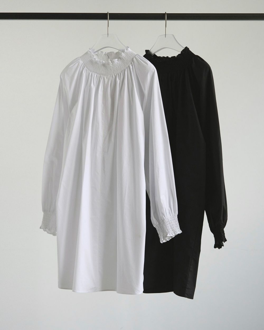 Cotton Shirring Onepiece Cotton Shirring Onepiece,コットン シャーリング ワンピース)です。62520315,ワンピース,ワンピ,ドレス,ミニワンピース,ànuke,アンヌーク,lifes,ライフズ,25aw