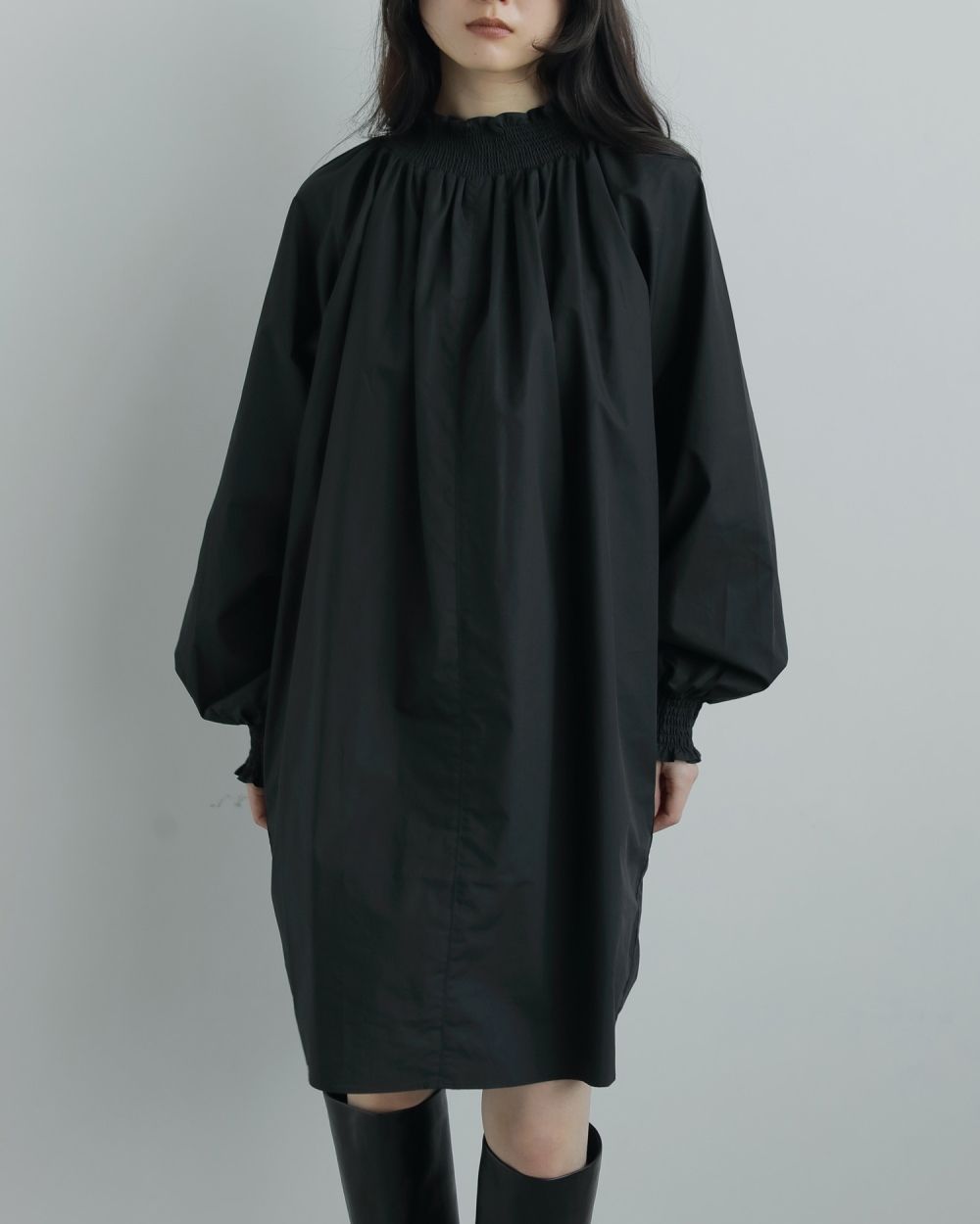 Cotton Shirring Onepiece Cotton Shirring Onepiece,コットン シャーリング ワンピース)です。62520315,ワンピース,ワンピ,ドレス,ミニワンピース,ànuke,アンヌーク,lifes,ライフズ,25aw