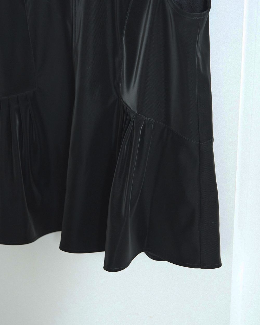 Uneck Peplum Tops Uneck Peplum Tops,Uネックペプラムトップス,62520404,トップス,ブラウス,ànuke,アンヌーク,lifes,ライフズ,25aw