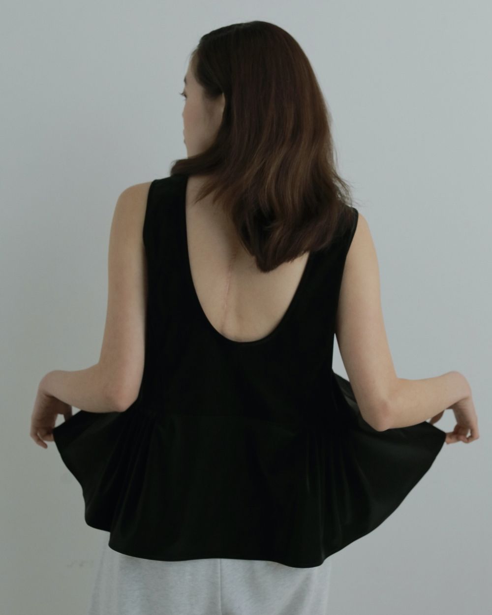 Uneck Peplum Tops Uneck Peplum Tops,Uネックペプラムトップス,62520404,トップス,ブラウス,ànuke,アンヌーク,lifes,ライフズ,25aw