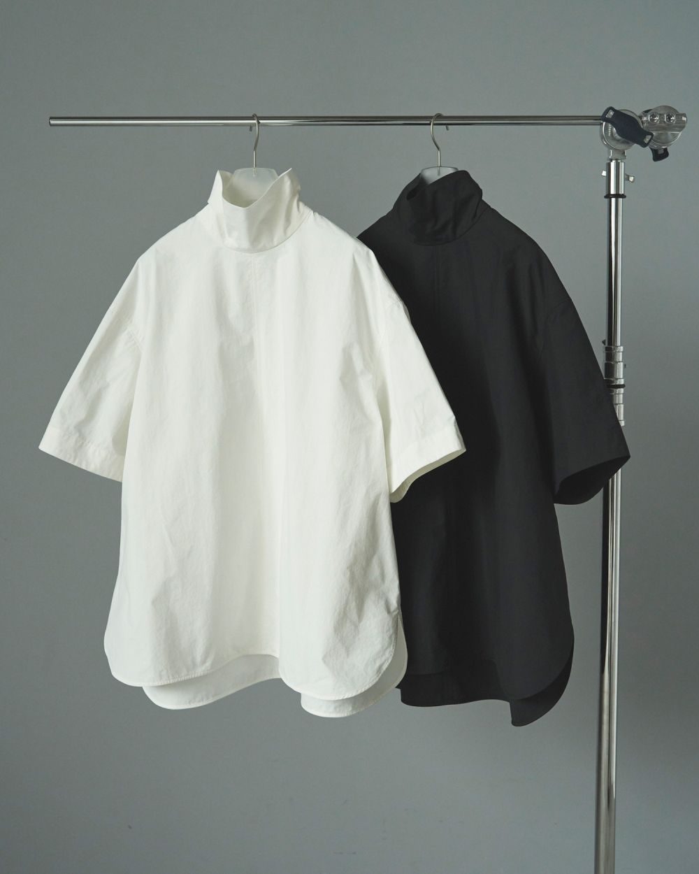 Highneck Over Blouse Highneck Over Blouse,ハイネックオーバーブラウス,62520425,トップス,シャツ,ブラウス,オーバーブラウス,ハイネック,ànuke,アンヌーク,lifes,ライフズ,25aw
