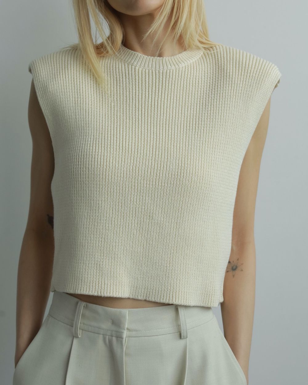 Padin Knit Tanktop Padin Knit Tanktop,パディン ニット タンクトップ,62520521,トップス,ニット,ニットトップス,ノースリーブ,ベスト,ànuke,アンヌーク,lifes,ライフズ,25aw