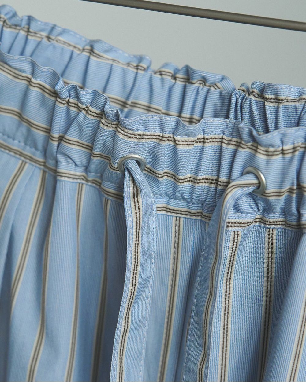 Stripe Rough Pants Stripe Rough Pants,ストライプラフパンツ,62520715,ボトム,パンツ,ストライプ素材,イージーパンツ,ànuke,アンヌーク,lifes,ライフズ,25aw