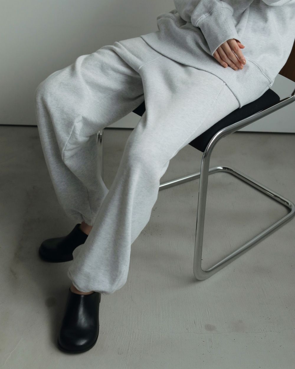 Ecoleather Heel Slip-ons Ecoleather Heel Slip-ons,エコレザーヒールスリッポン,62521021,シューズ,靴,スリッポン,ヒールスリッポン,ànuke,アンヌーク,lifes,ライフズ,25aw