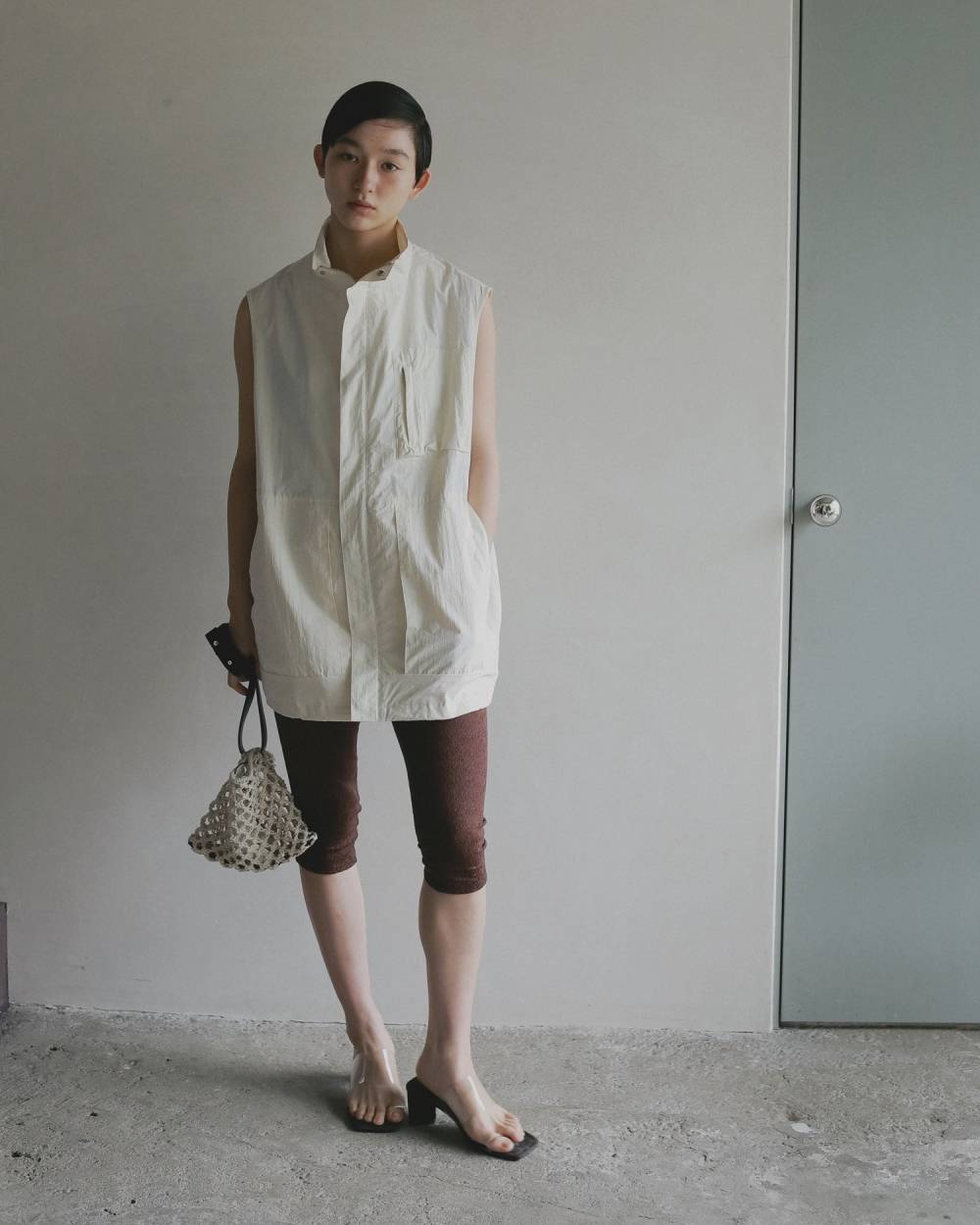 Standcollar Pocket Vest Standcollar Pocket Vest,スタンドカラー ポケット ベスト,62610103,ナイロンベスト,オーバーサイズ,羽織,ベスト,アウター,ジャケット,ànuke,アンヌーク,lifes,ライフズ,26ss