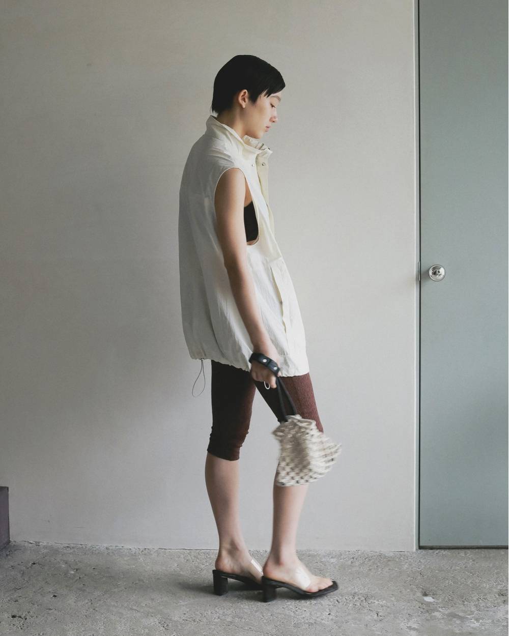 Standcollar Pocket Vest Standcollar Pocket Vest,スタンドカラー ポケット ベスト,62610103,ナイロンベスト,オーバーサイズ,羽織,ベスト,アウター,ジャケット,ànuke,アンヌーク,lifes,ライフズ,26ss