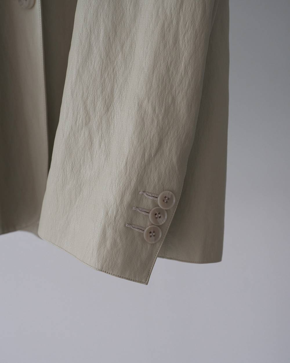 Ecoleather Tailored Jacket Ecoleather Tailored Jacket,エコレザー テーラード ジャケット,62610105,ジャケット,JK,アウター,羽織,オーバーサイズ,エコレザー素材,ànuke,アンヌーク,lifes,ライフズ,26ss