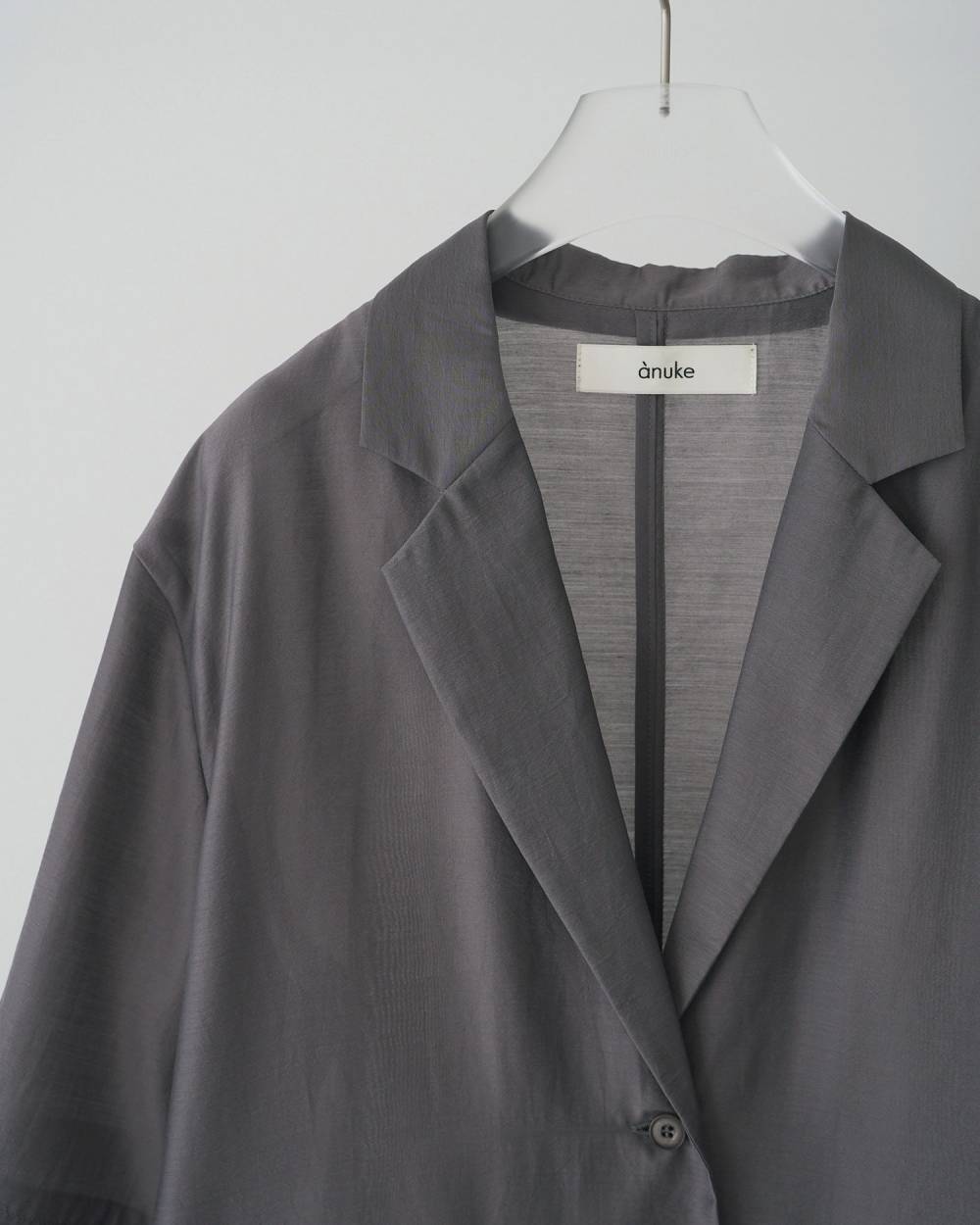 Sheer Halfsleeve Jacket Sheer Halfsleeve Jacket,シアー ハーフスリーブ ジャケット,62610106,ジャケット,アウター,羽織,ハーフスリーブ,テーラードジャケット,シアー,透け感,ànuke,アンヌーク,lifes,ライフズ,26ss