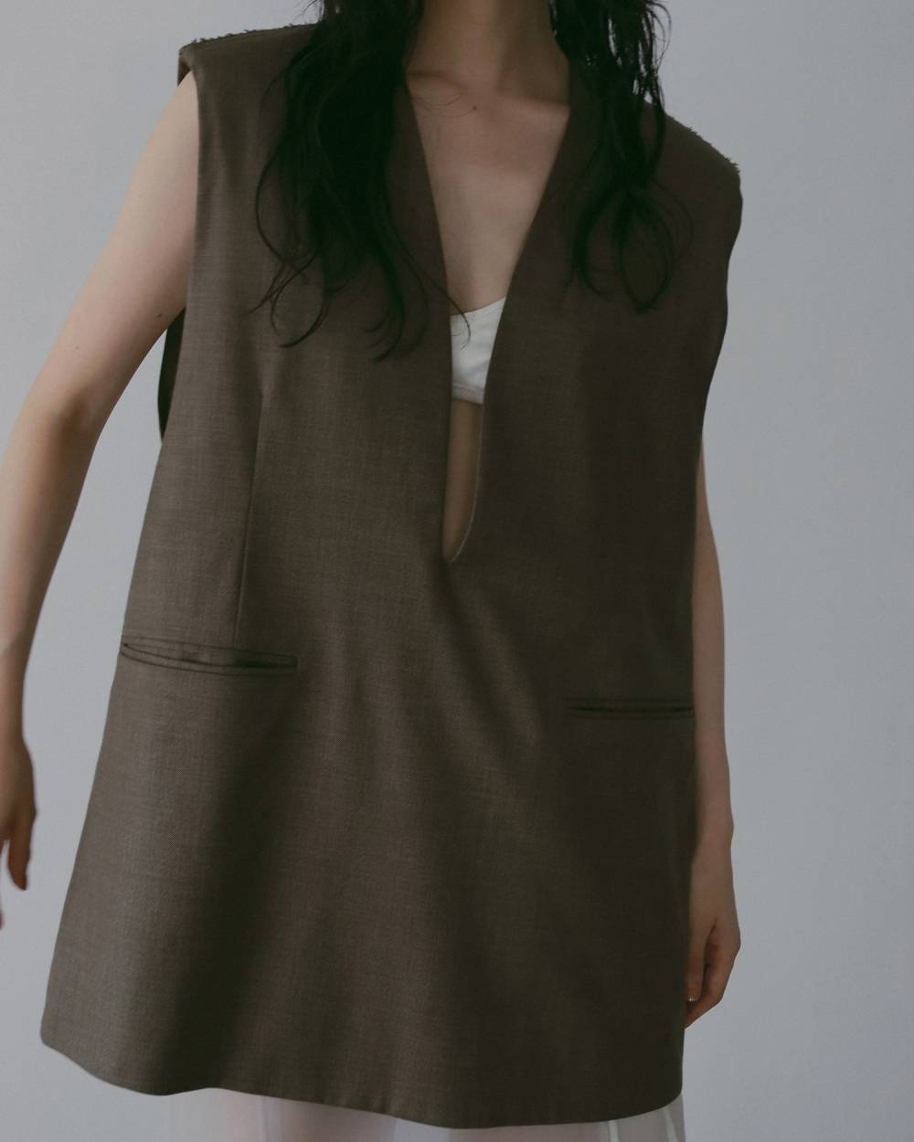 Keyneck Over Vest Keyneck Over Vest,キーネック オーバー ベスト,62610107,ベスト,JK,ジャケット,アウター,ノースリ,ノースリーブ,オーバーベスト,ànuke,アンヌーク,lifes,ライフズ,26ss