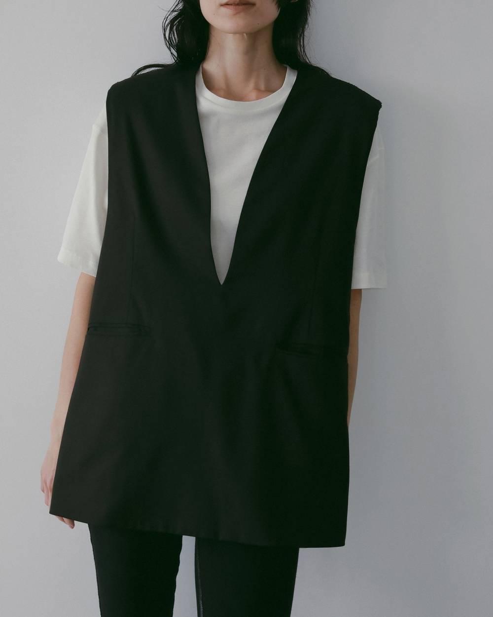 Keyneck Over Vest Keyneck Over Vest,キーネック オーバー ベスト,62610107,ベスト,JK,ジャケット,アウター,ノースリ,ノースリーブ,オーバーベスト,ànuke,アンヌーク,lifes,ライフズ,26ss