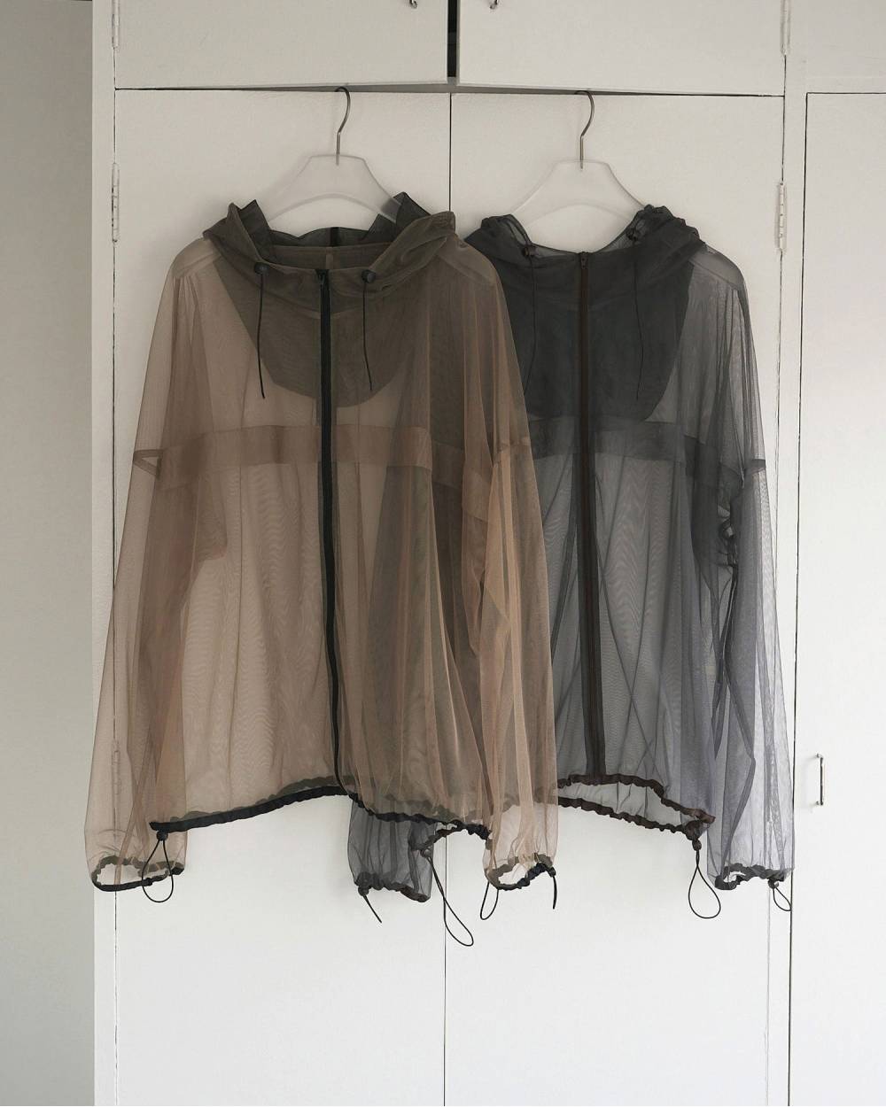 Tulle Zip Blouzon Tulle Zip Blouzon,チュール ジップ ブルゾン,62610201,ブルゾン,アウター,羽織,パーカー,インナー,プルオーバー,チュール素材,オーバーサイズ,ànuke,アンヌーク,lifes,ライフズ,26ss