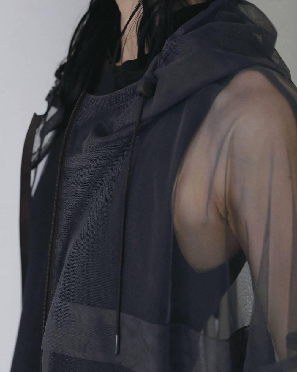 Tulle Zip Blouzon Tulle Zip Blouzon,チュール ジップ ブルゾン,62610201,ブルゾン,アウター,羽織,パーカー,インナー,プルオーバー,チュール素材,オーバーサイズ,ànuke,アンヌーク,lifes,ライフズ,26ss